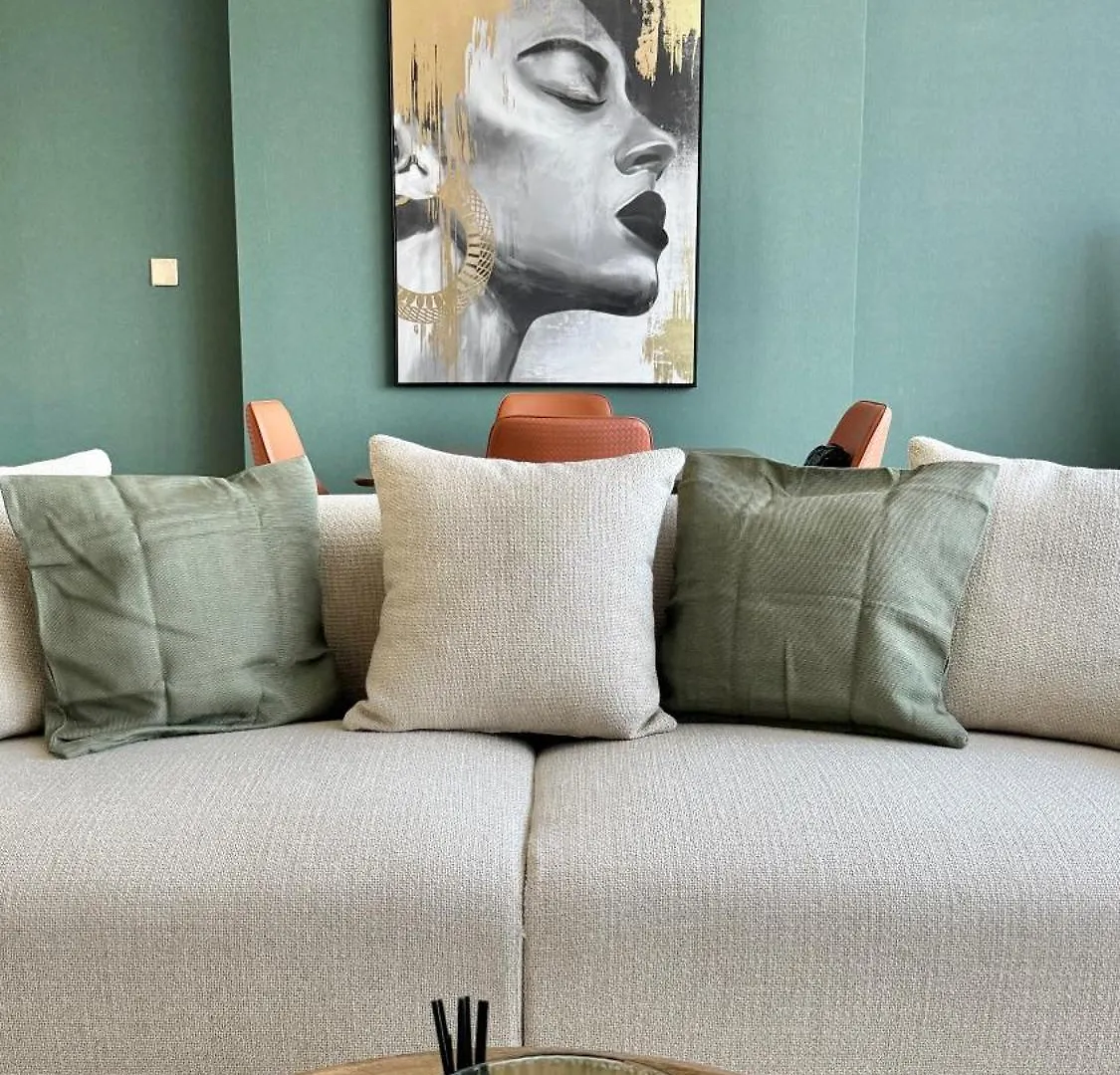 Apartment 1 Bedroom Elegant & Spacious At Sky Gardens Difc Dubai